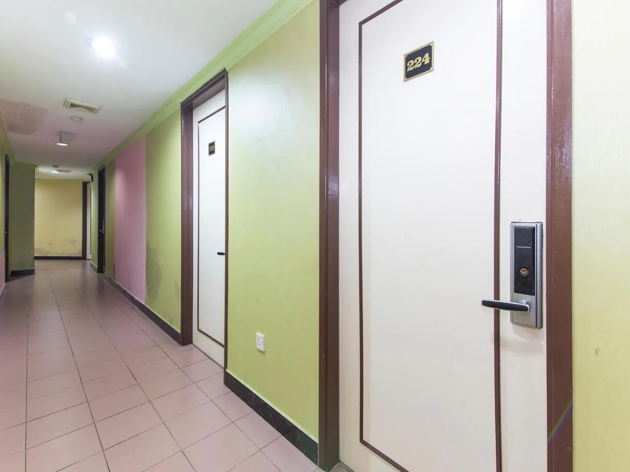 Oyo 433 Grand Orchard Wings Hotel Kuala Lumpur 2*,