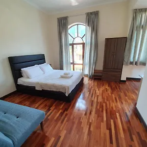 Eden Cosy Living Homestay Batu Ferringhi